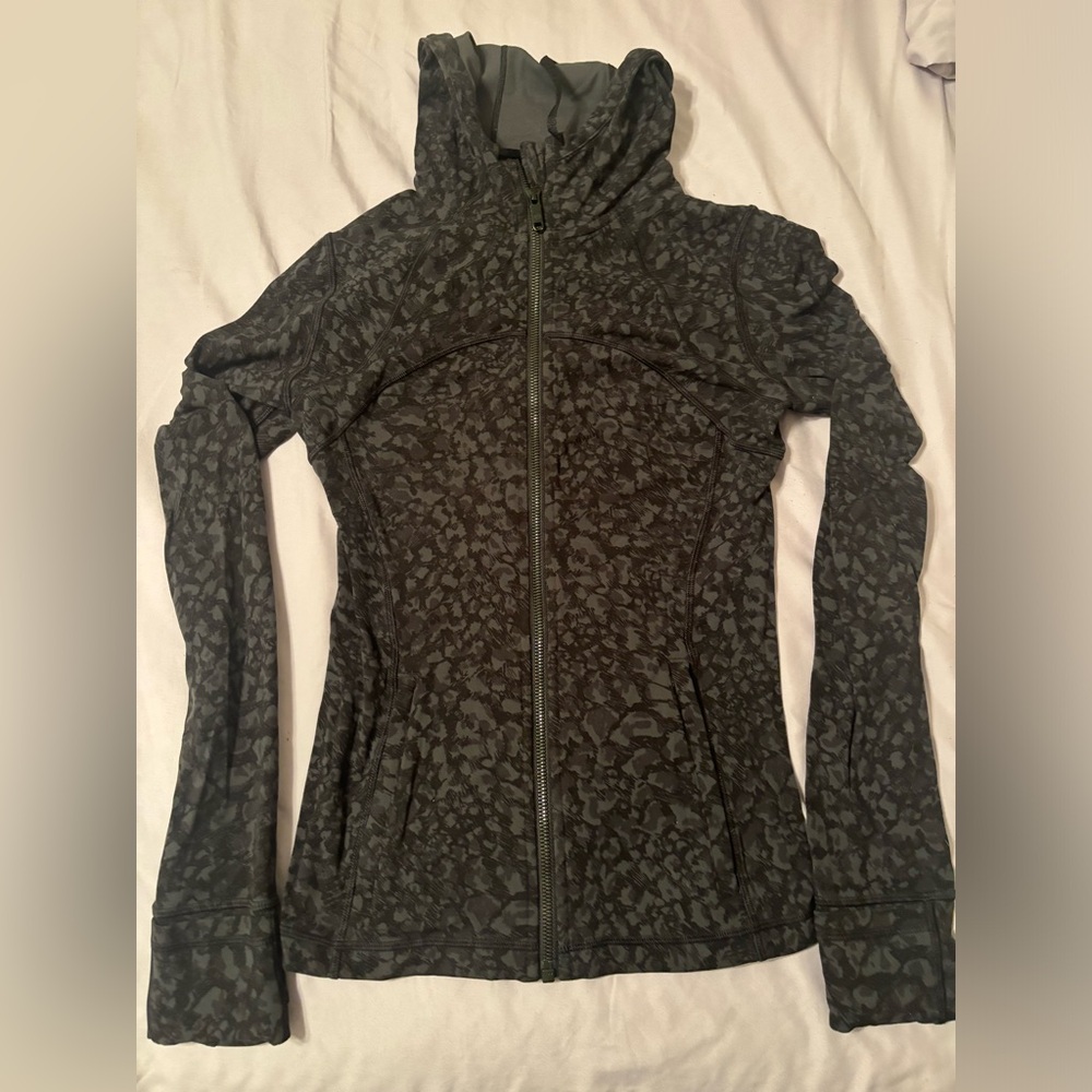 RARE Lululemon Define #leopardprint